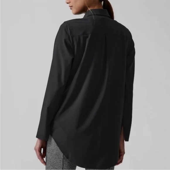 Athleta Urbanite Top 2.0 Black Button Up Modern Versatile Shirt Women’s Small - Picture 7 of 12